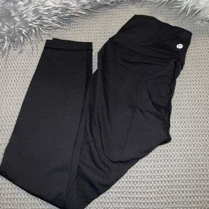 Lululemon Wunder Under Leggings 25”